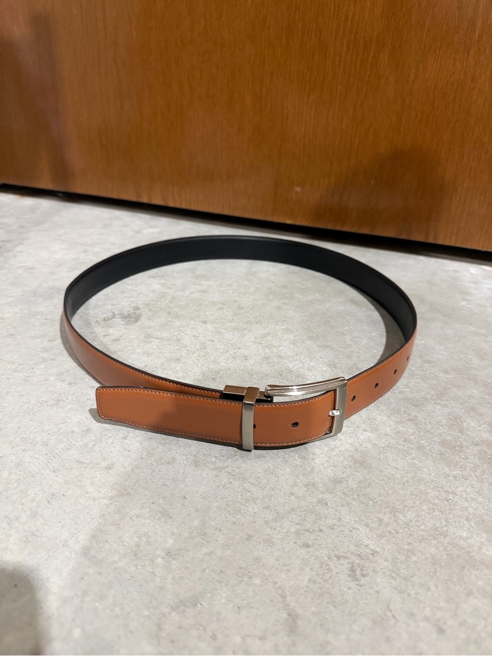 Perry Ellis Reversible Tan and Black Leather Belt
